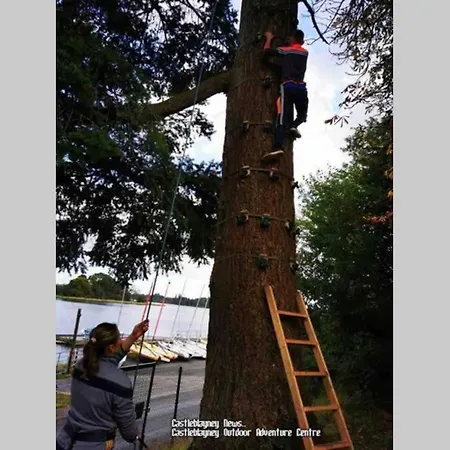 Glenmount * 卡斯尔布莱尼