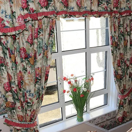 Glenmount بيت للعطل كاستلبلايناي