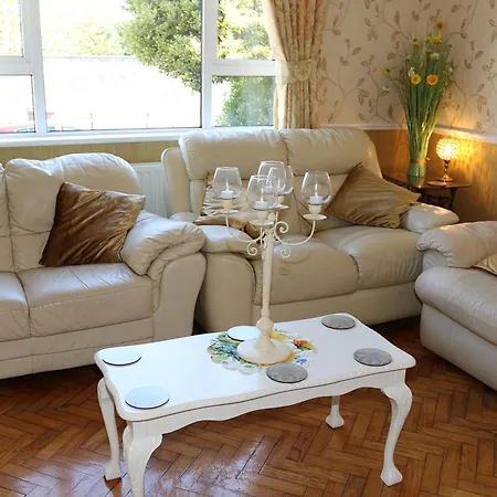 Glenmount كاستلبلايناي