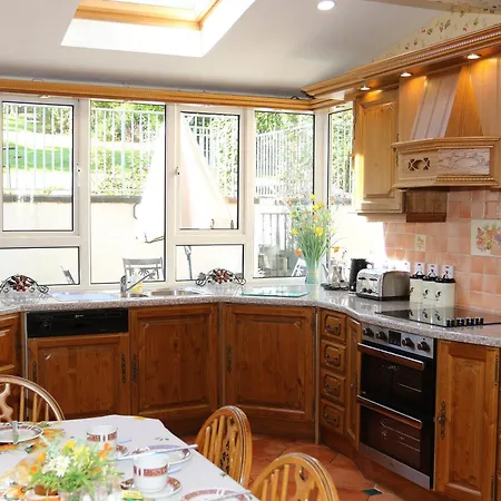 Glenmount * كاستلبلايناي