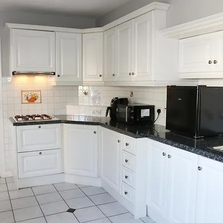 بيت للعطل Glenmount كاستلبلايناي